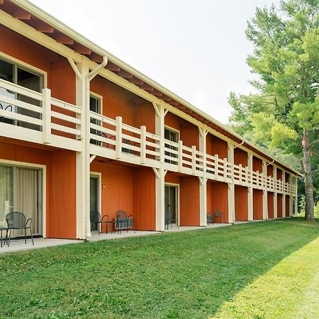 Brown County Inn Нэшвилл Экстерьер фото