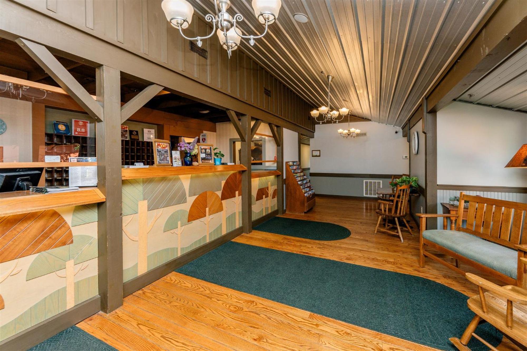Brown County Inn Нэшвилл Экстерьер фото