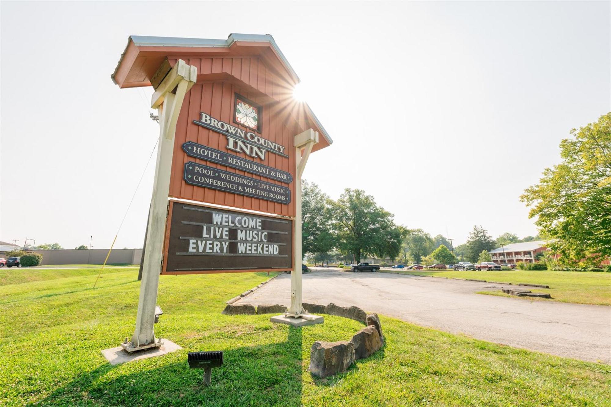 Brown County Inn Нэшвилл Экстерьер фото